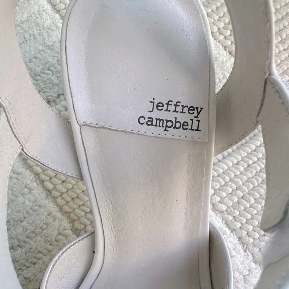Jeffrey Campbell Amma Rattan White Platform Sandals - Picture 10 of 11